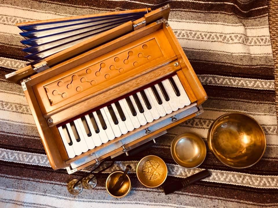 Kirtan keyboard and singing bowls.